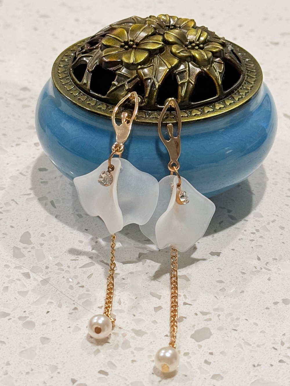 White Flower & Pearl Drop Earrings